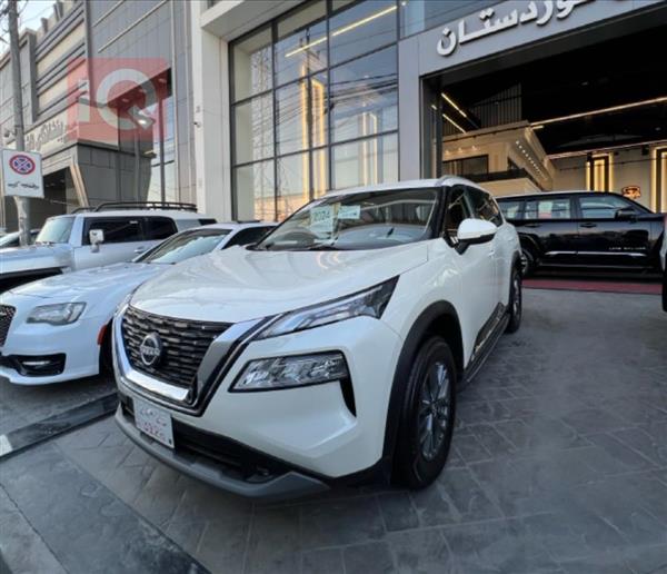 نیسان X-Trail 2024  بۆ فرۆشتن لە عێراق - هەولێر